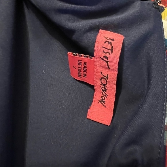 BETSY JOHNSON Long Sleeve Floral Dress - Picture 9 of 9